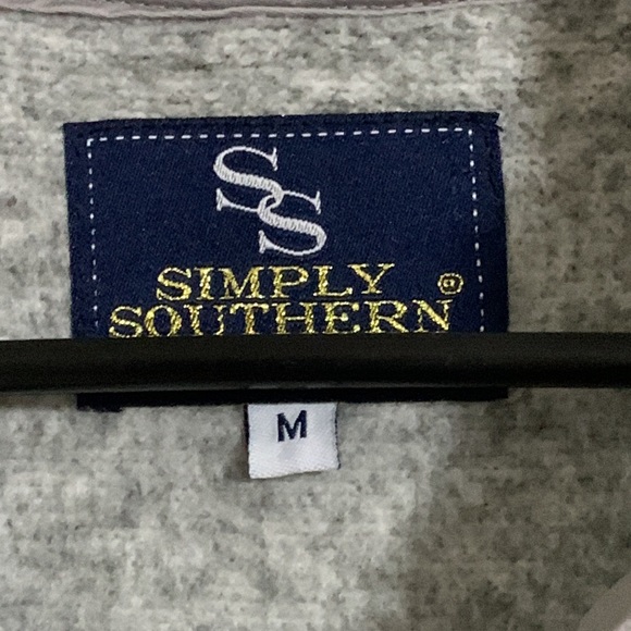 Simply Southern Size Medium Gray Snap Fleece Lined Pullover NEW WITHOUT - Picture 3 of 5